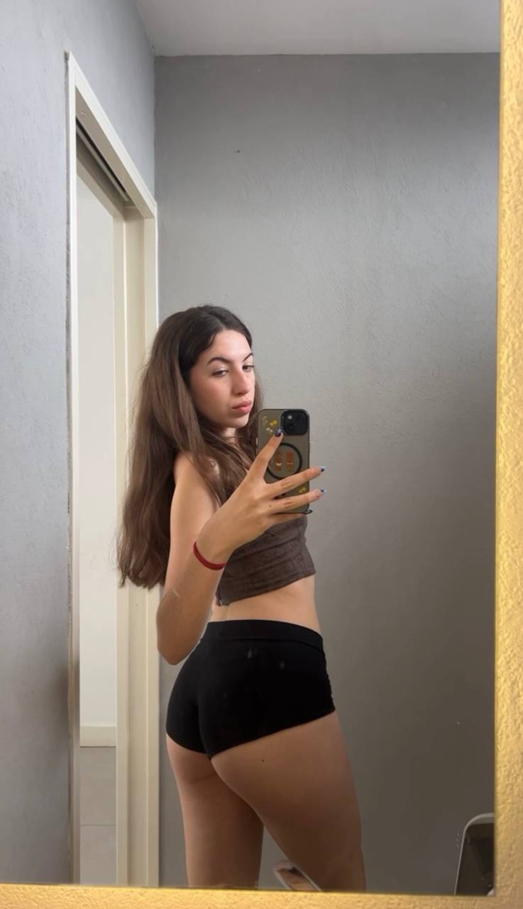 Amber in her underwear in Jining