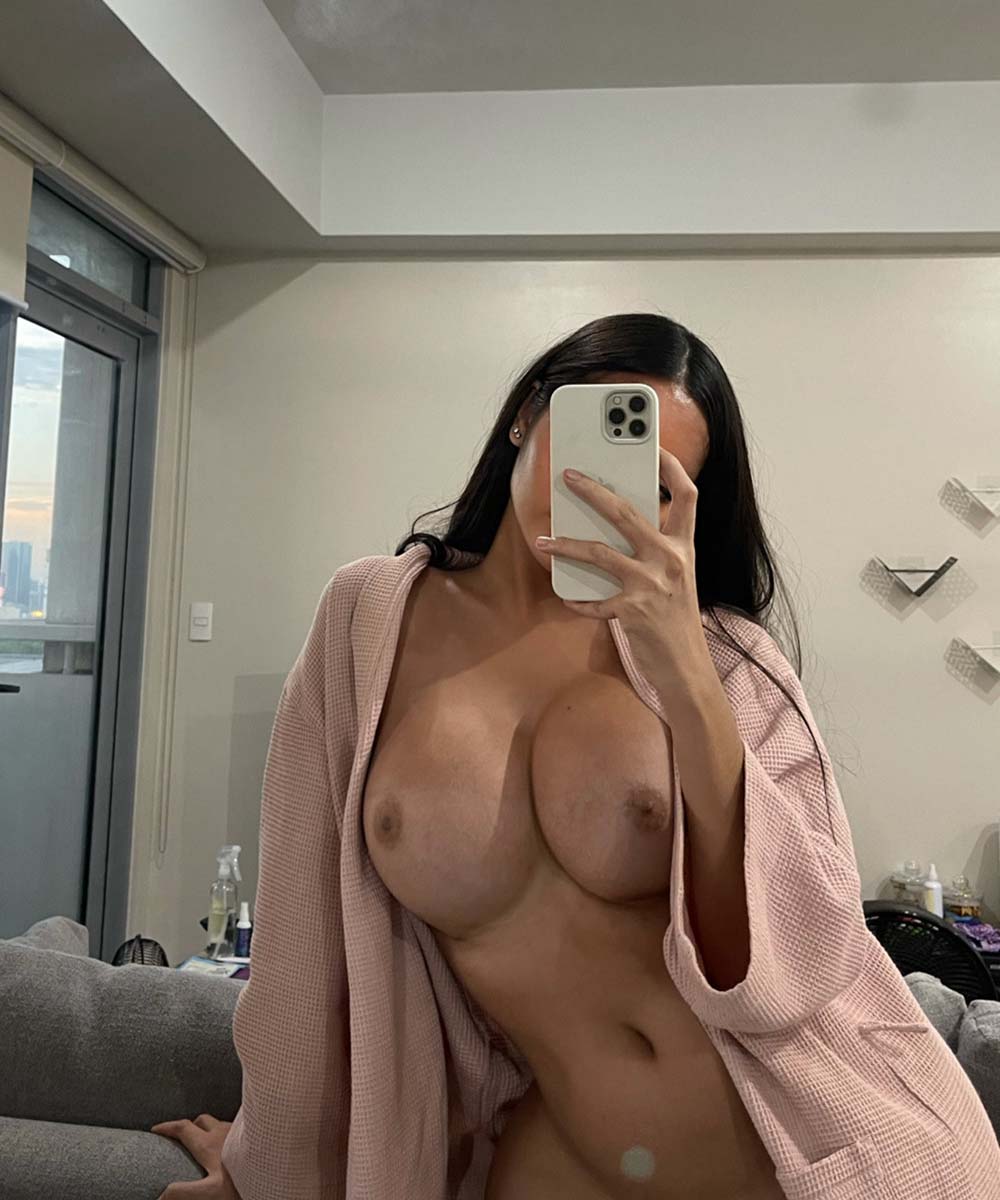 Angela Castellanos naked in Jining